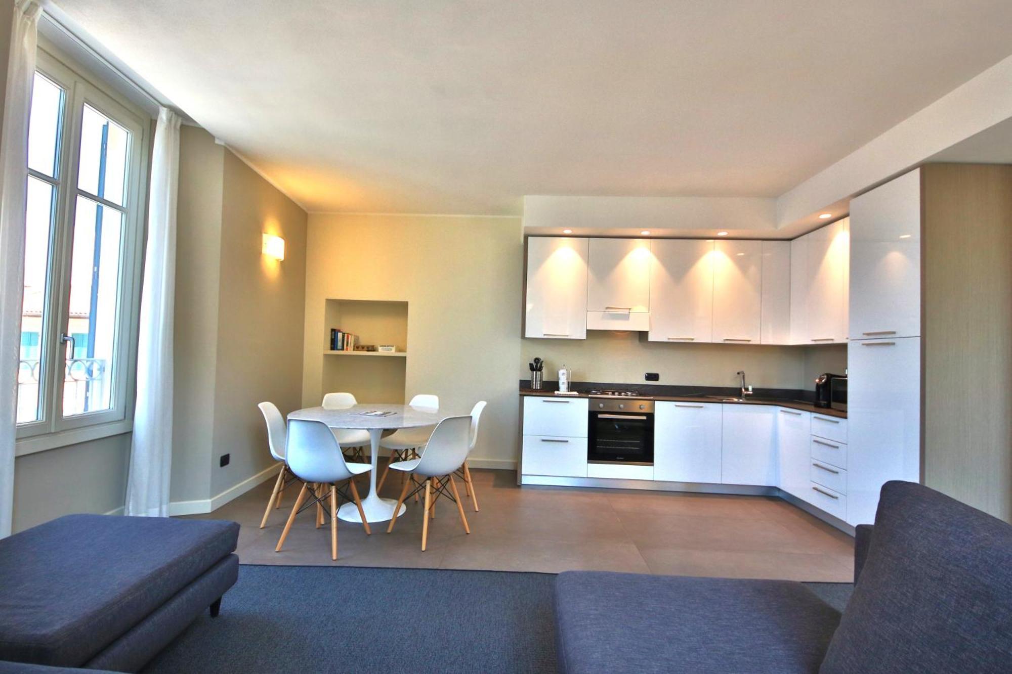 Apartament Liszt Tower by KlabHouse Bellagio Zewnętrze zdjęcie